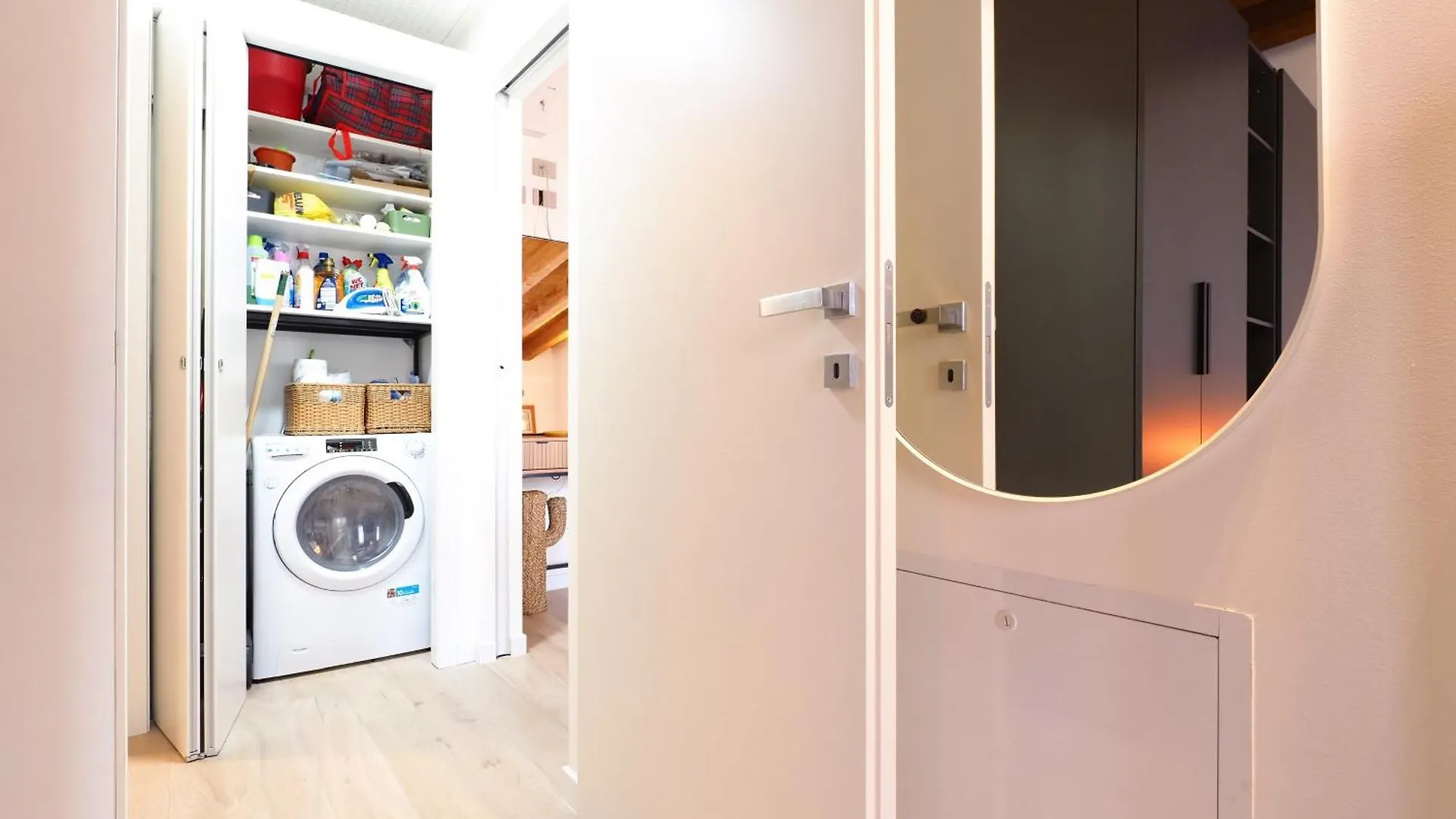 Primopiano - Zumbini Apartment Milan 0*,