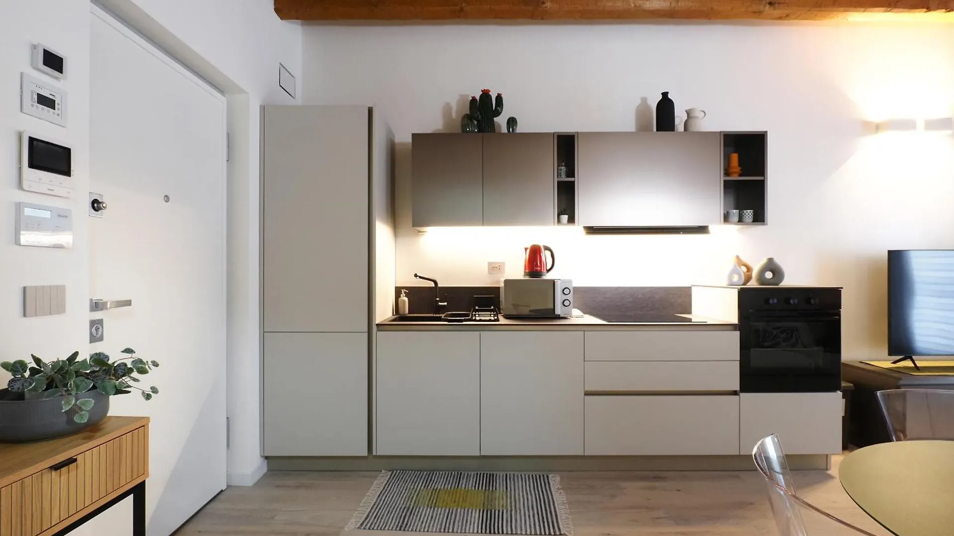 Primopiano - Zumbini Apartment Milan