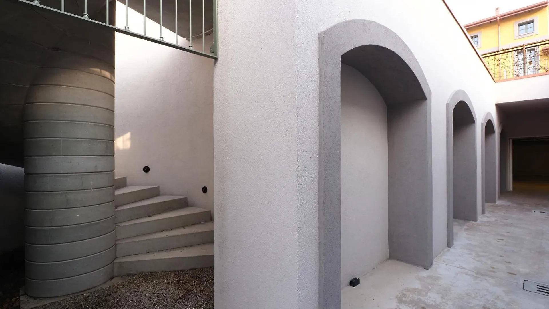 Primopiano - Zumbini Apartment Milan 0*,